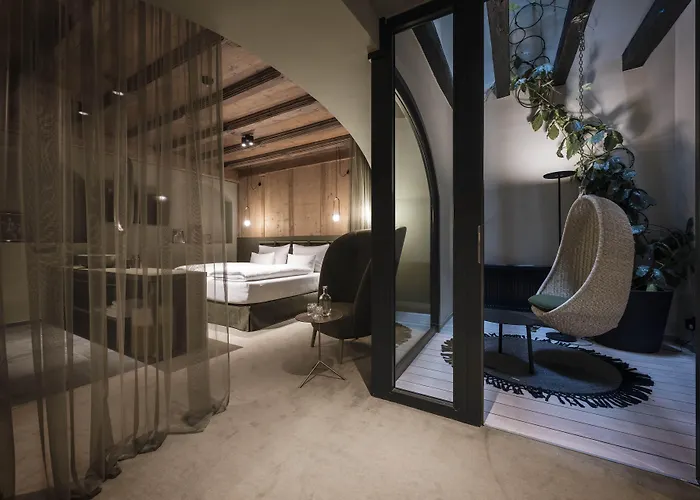 Altstadthotel Weißes Kreuz - In der Fußgängerzone